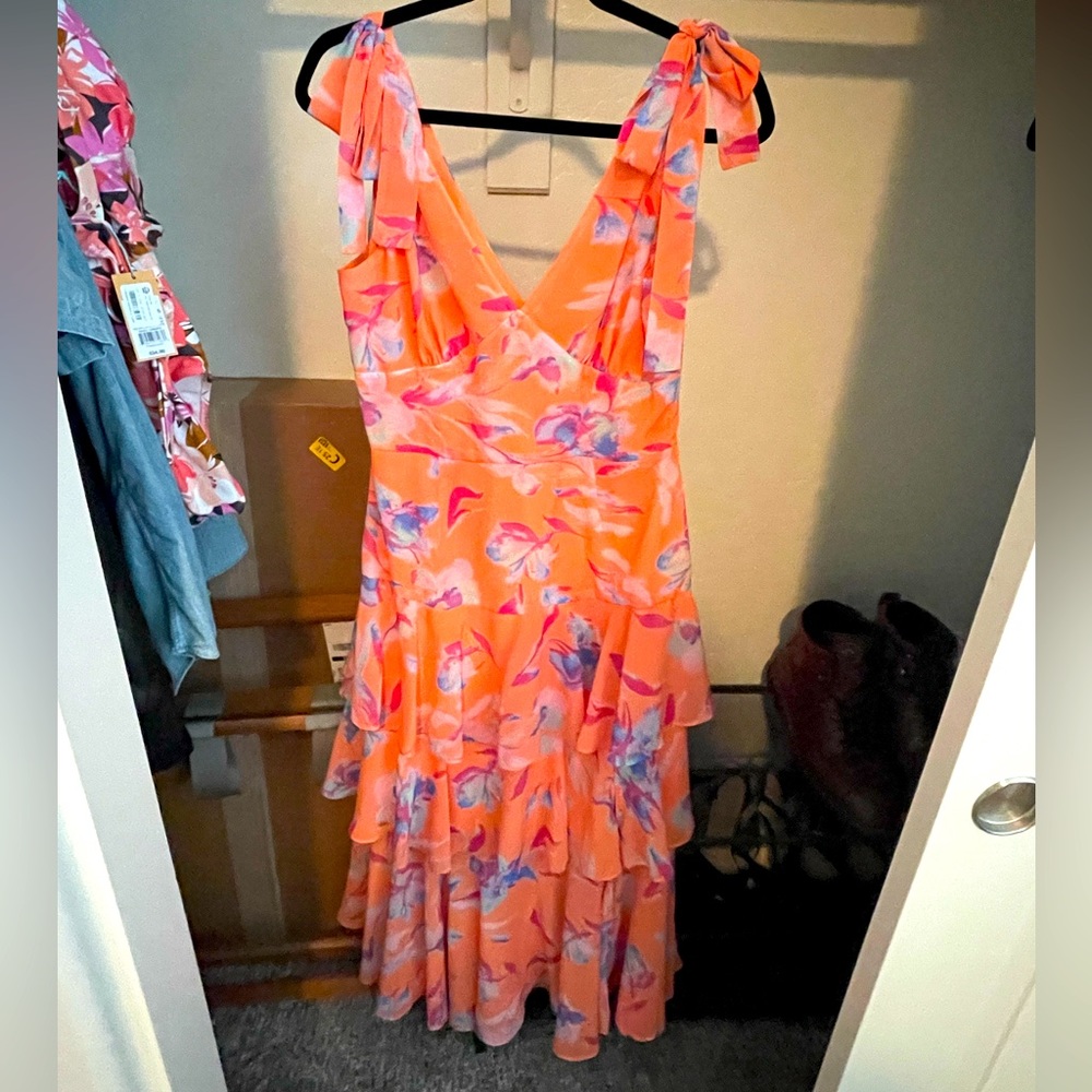 Wayf Alma tiered floral ruffle dress, size M